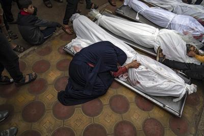 Diplomacy intensifies to halt the Israel-Hamas war and prevent wider regional conflict