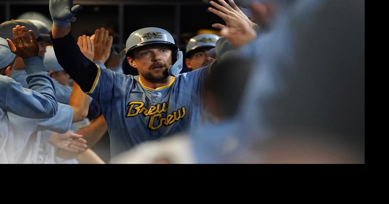Hoskins' grand slam in 1st inning sparks Brewers to 8-4 victory over Mets