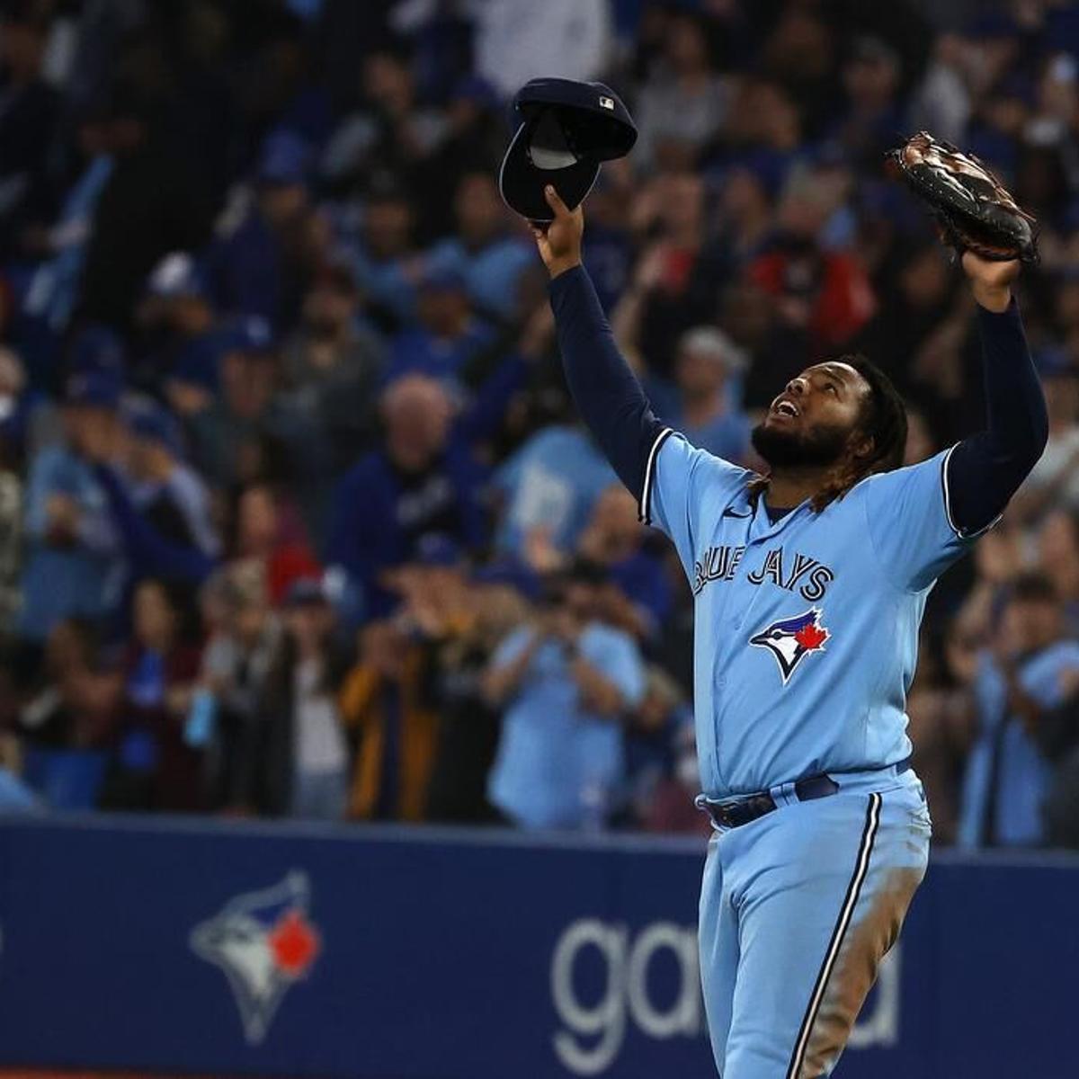 Blue Jays officially clinch post-season spot with Orioles' loss to Red Sox