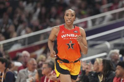 Kayla Thornton out for the season with knee injury