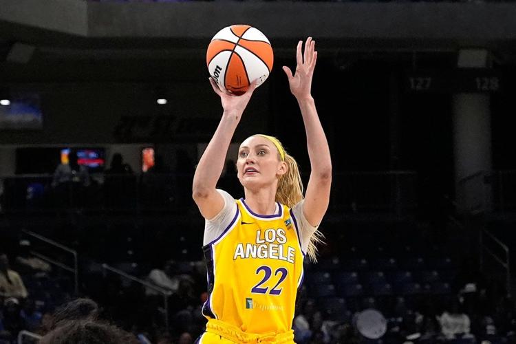 Los Angeles Sparks riding five-game winning streak as 2nd half of season is underway