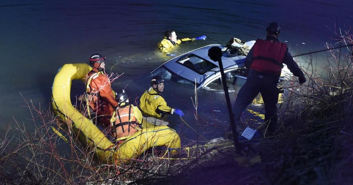 Driver killed after stolen car crashes into Milton pond