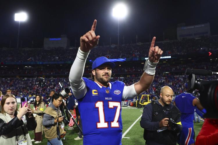 Josh Allen rallies Bills from 15-point deficit in 41-40 season-opening thriller over Ravens