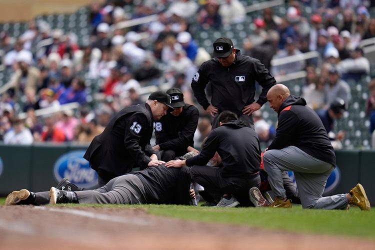 Umpire Hunter Wendelstedt goes to hospital after foul ball in Mets