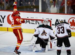 Sharangovich scores OT winner for Flames in 3-2 win over Coyotes