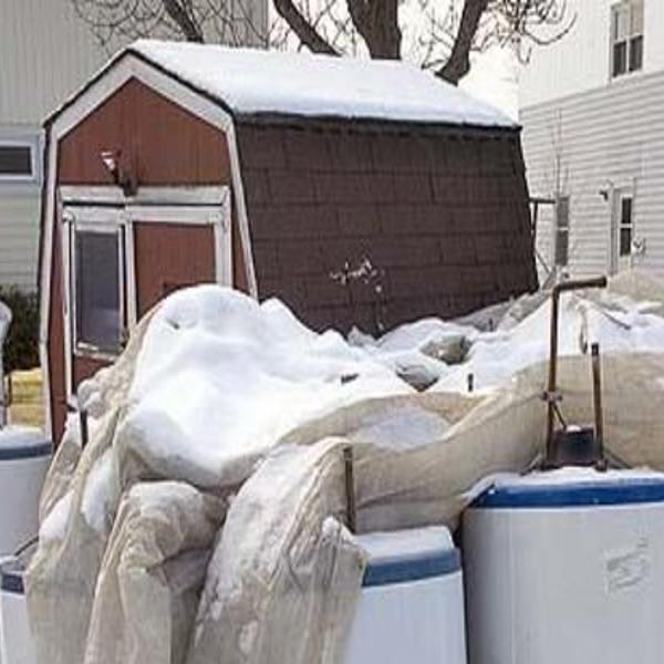 When a rented water tank leaks, who pays?