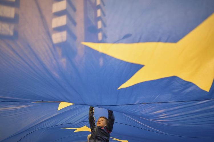 PHOTO COLLECTION: Romania Election Pro-EU Rally