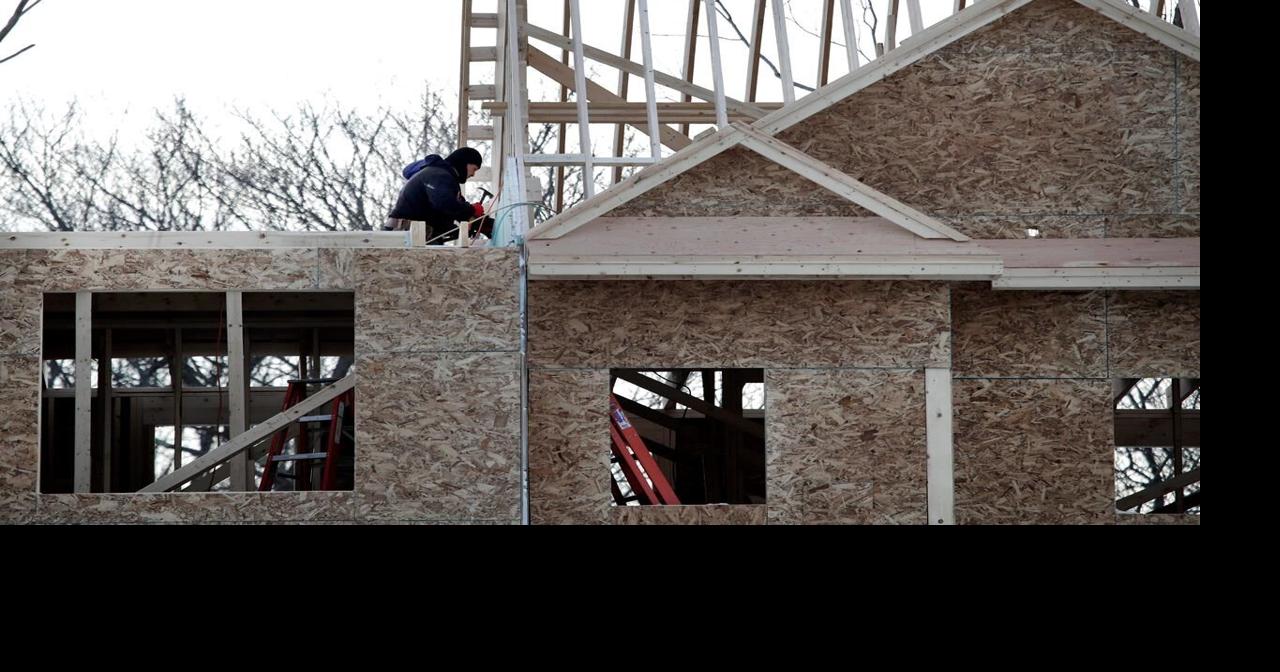 US home construction slips 0.3% in March