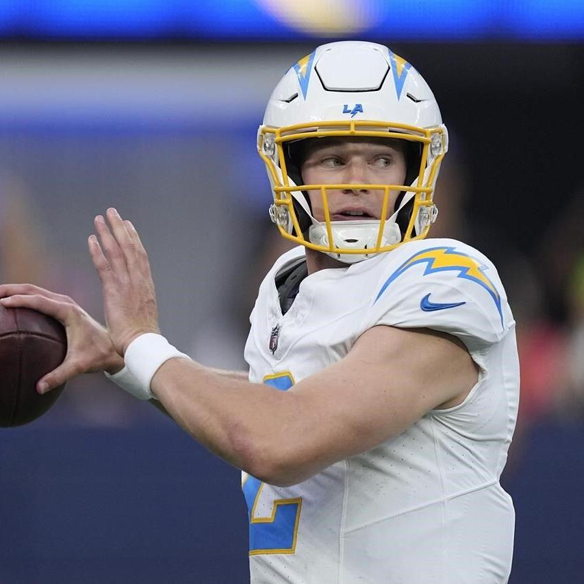 Chargers top Rams 34-17 in first game of preseason; Duggan, Bennett get  first NFL action - CBS Los Angeles