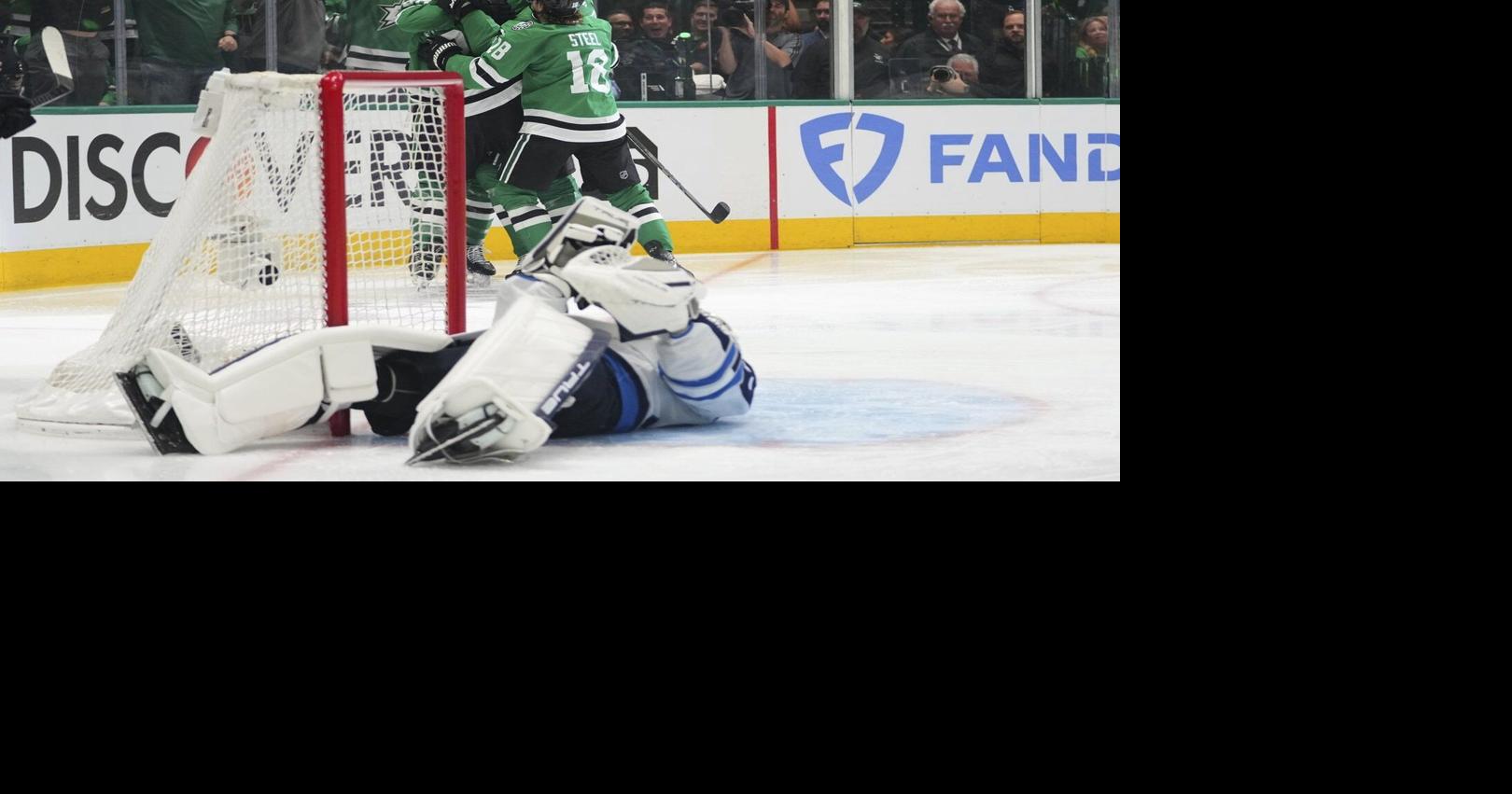 Road Woes: Jets still winless on road in playoffs after 5-2 loss to Stars in Game 3