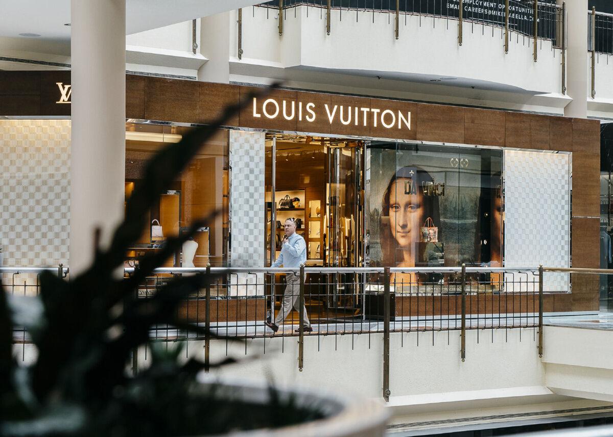 Left Patrick Louis Vuitton Fifth Generation Family Member Louis