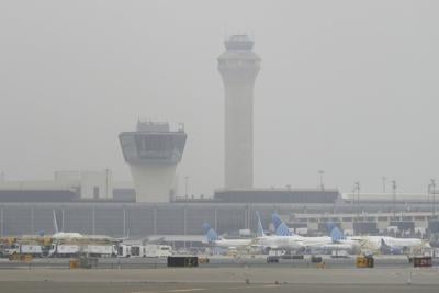 What to know about flight delays and cancellations at Newark airport
