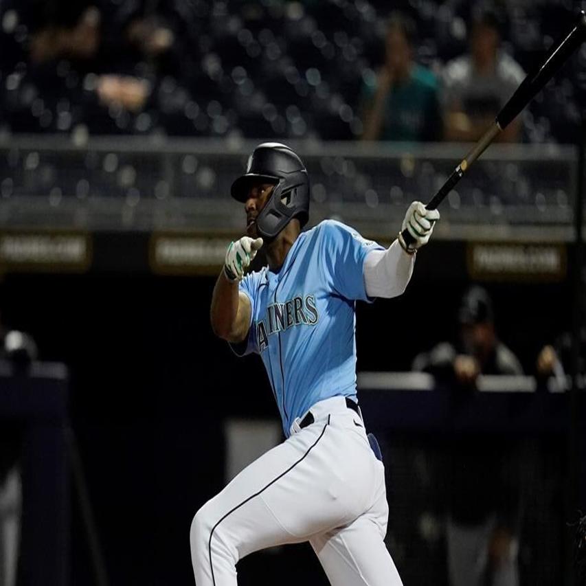 Mariners centre fielder Kyle Lewis wins AL Rookie of the Year award