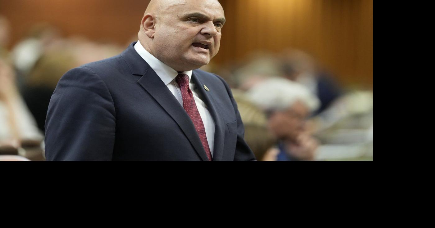 Conservative MP Larry Brock announces he will resign next month