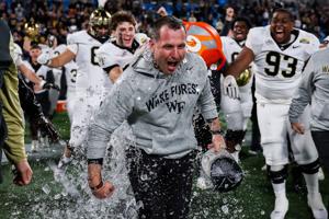 NCAA フットボールが ACC の試合のためにトロントにやって来ます。 2027年にBMOフィールドでプレーする選手はこちら