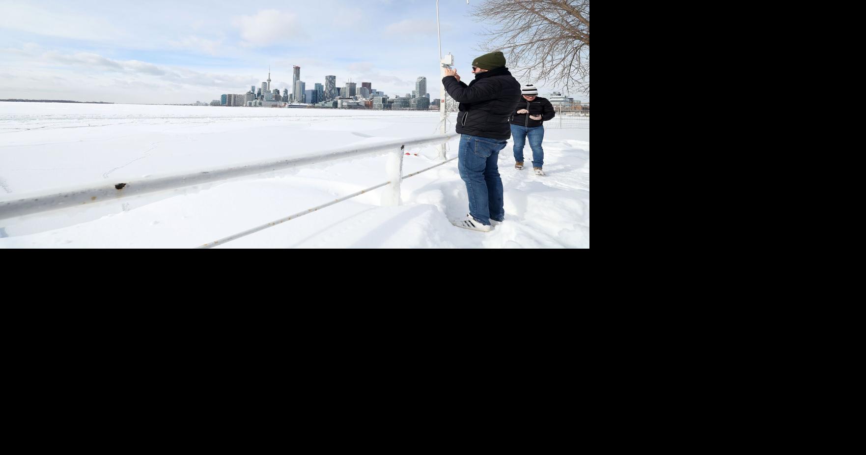 Cleanup will take ‘days’ after record-breaking Toronto snowstorm, city officials say