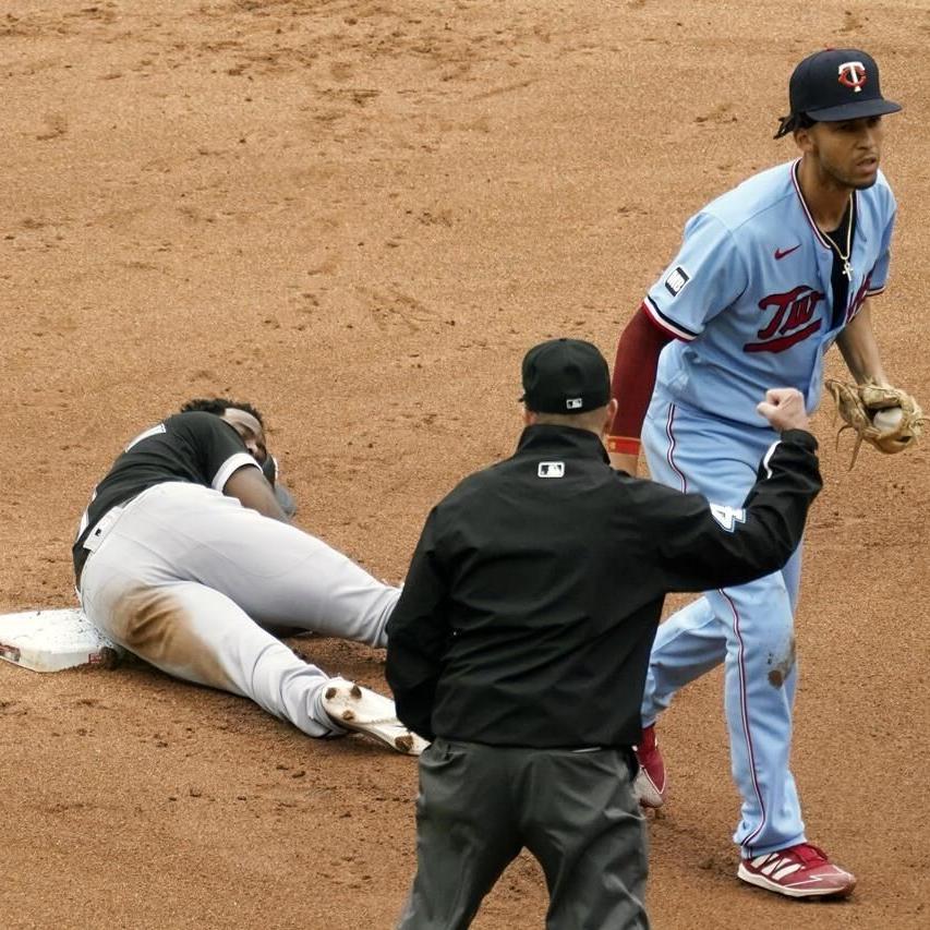 Lance Lynn foils former teammates as White Sox trip Twins 6-1