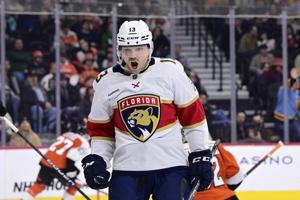 Sam Reinhart scores twice to reach 50 goals, leading Panthers past Flyers 4-1