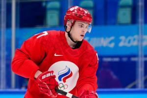 Hurricanes sign top prospect Alexander Nikishin to a contract that starts immediately