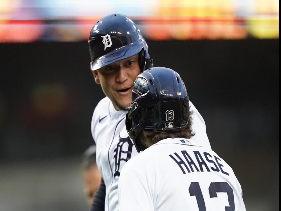 Judge hits No. 61 to tie Maris' AL homer record, Yankees win