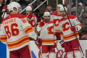 Nazem Kadri scores 2 goals to lead the Flames to a 4-1 win over the Sharks