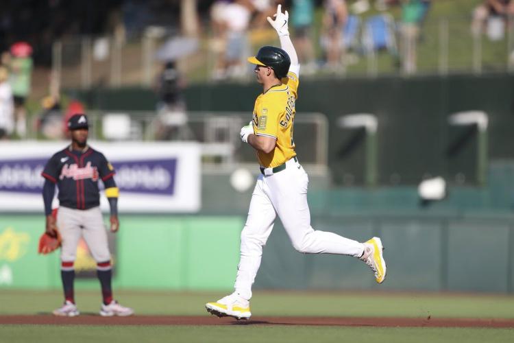 Soderstrom's walk-off single gives A's 5-4 win over Braves in 11 innings