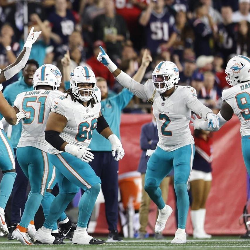 Mostert runs for 2 TDs, Tagovailoa throws for another as Dolphins