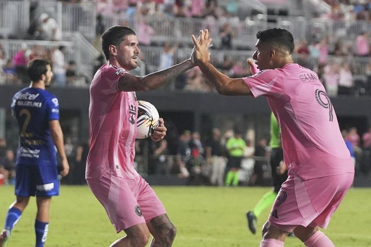 Luis Suárez leads Inter Miami to 3-1 win over Pumas in Leagues Cup
