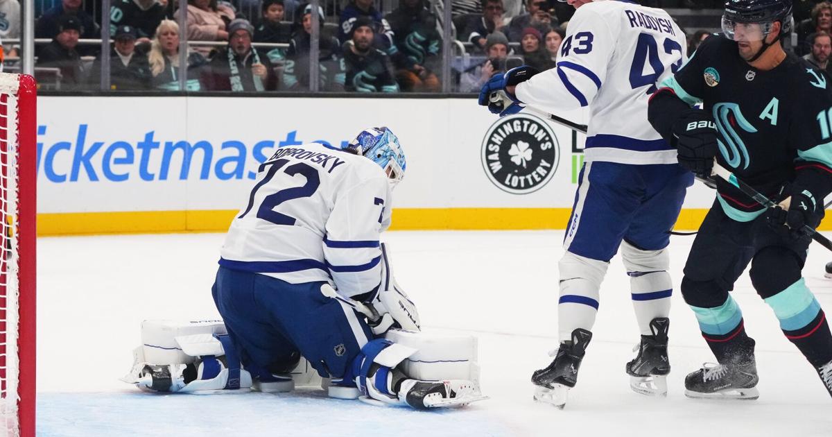 Leafs vs. Kraken: Montour’s late blast spoils Toronto comeback as Bobrovsky struggles continue - Toronto Star
