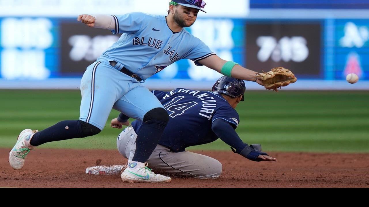 Rays top Blue Jays 7-5 in 10 innings, but Jays advance to playoffs