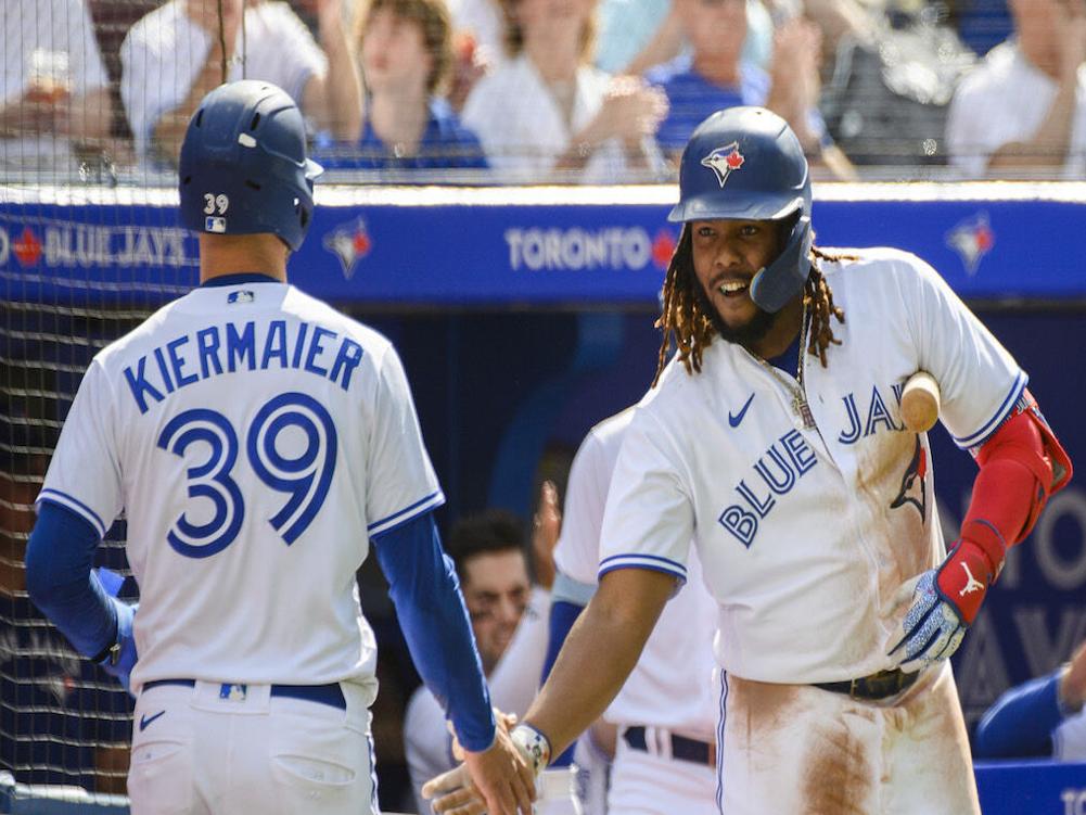 Bo Bichette Reacts to Toronto Blue Jays vs. Minnesota Twins WC