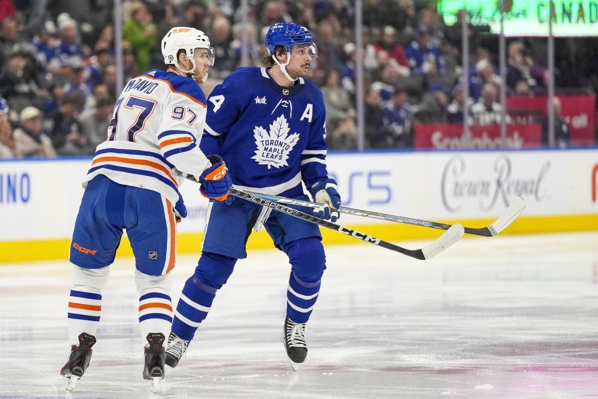 Auston Matthews' career year gives Maple Leafs playoff hopes