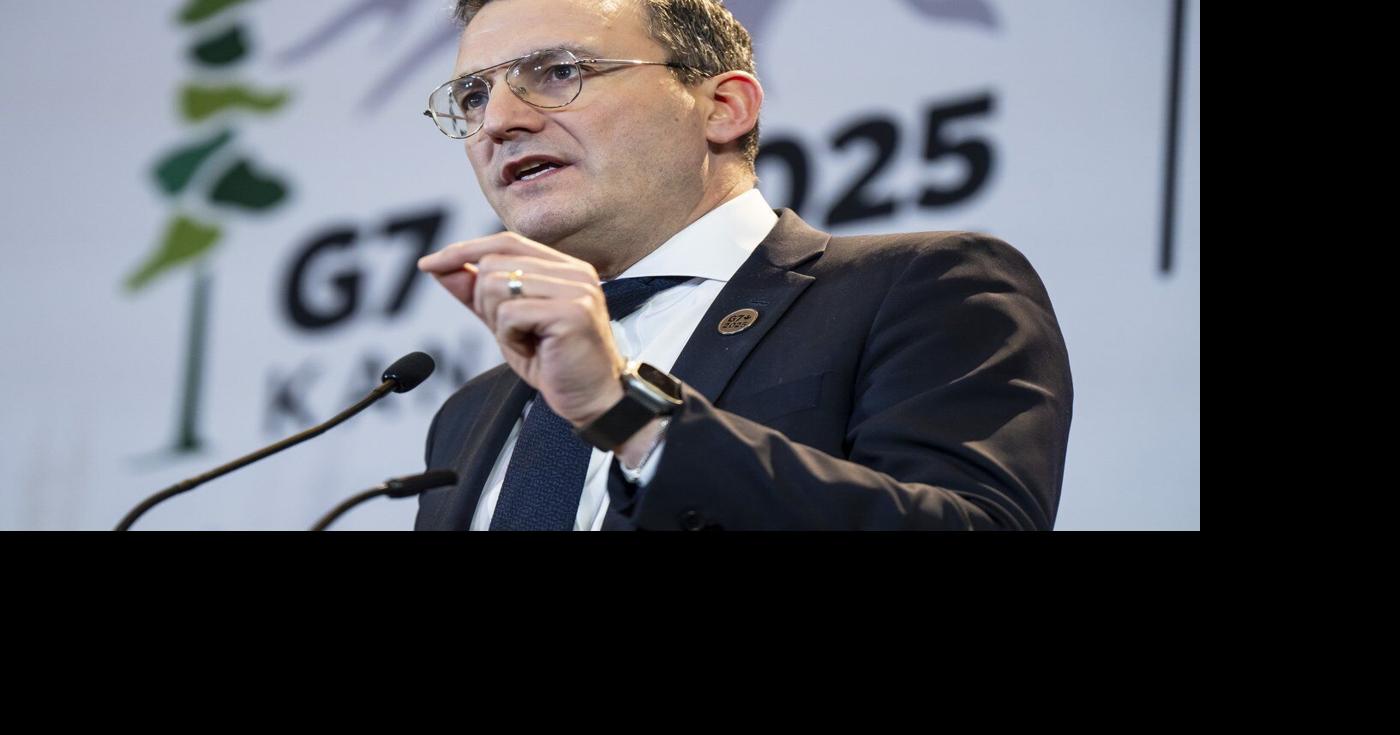 Ottawa using AI to review public comments on its national AI strategy