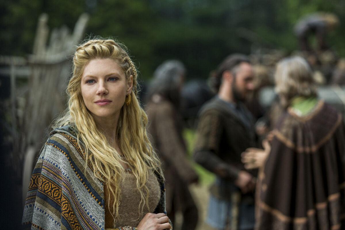 Shieldmaiden Lagertha portrayed by Katheryn Winnick on Vikings  ..…