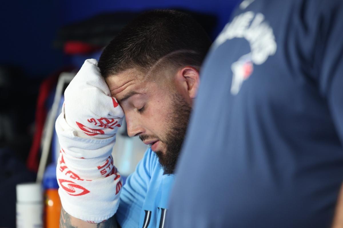 Alek Manoah signed Toronto Blue Jays Jersey Instagram GIVE AWAY