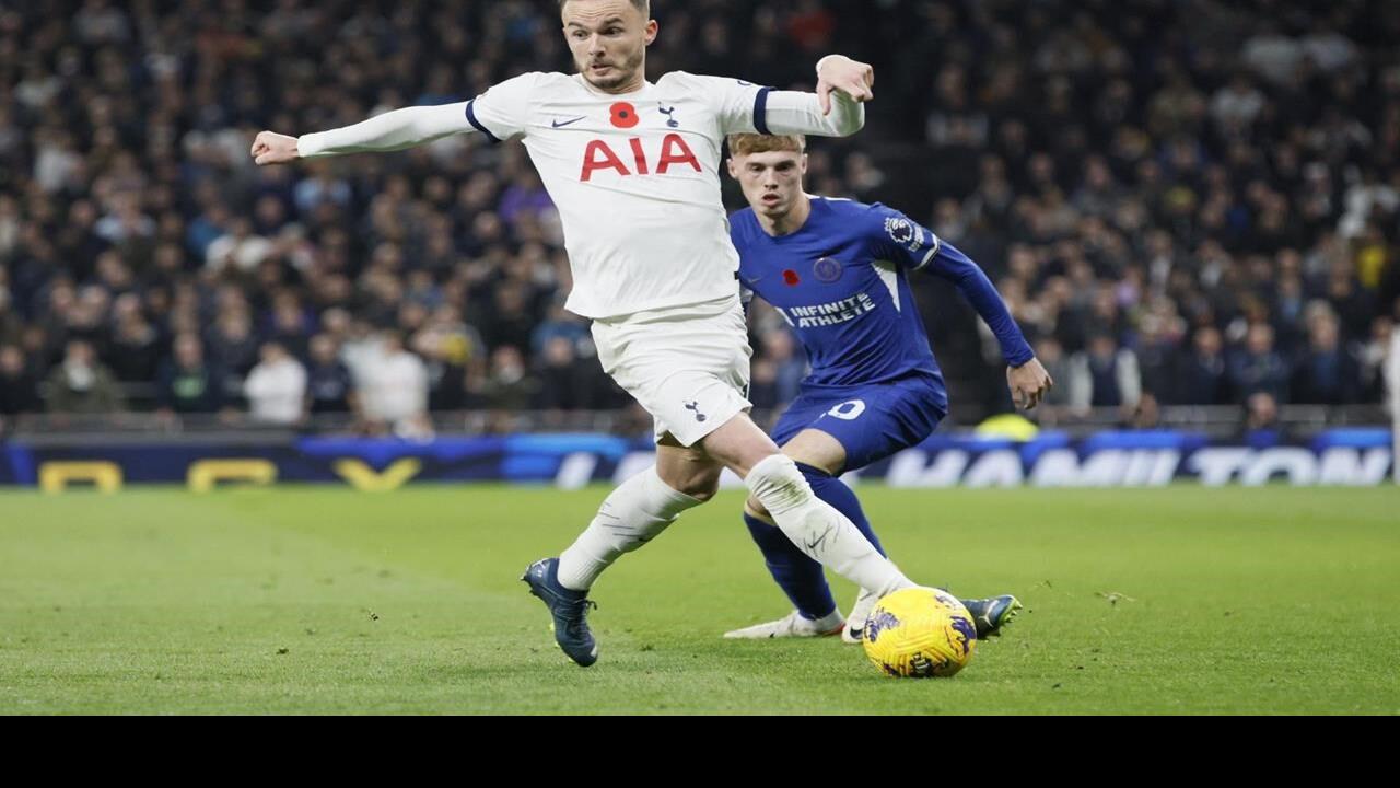 9-man Tottenham beaten by Chelsea in chaotic match and loses EPL's last  undefeated record - The San Diego Union-Tribune