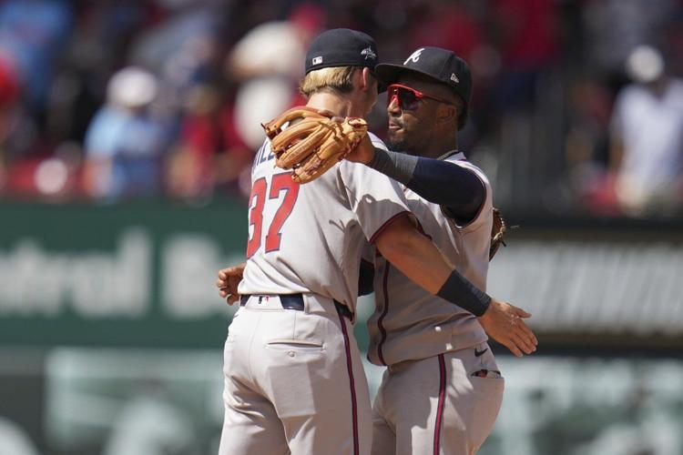 Injury fill-in Alvarez scores winning run and Braves hit 3 HRs to edge Cardinals
