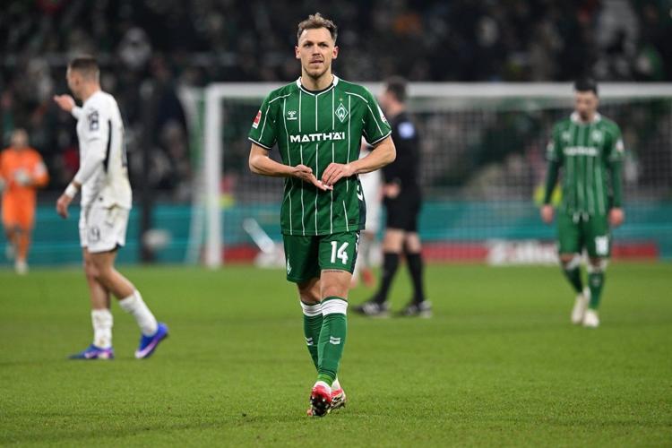 Dynamic Leipzig Settles For A Draw As Hoffenheim Wins In Weather-delayed Bundesliga Games Design in HD Dynamic Leipzig Settles For A Draw As Hoffenheim Wins In Weather-delayed Bundesliga Games Design in HD