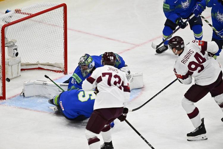 Hat trick: Germany beats Norway 5-2 for third straight win at ice hockey worlds