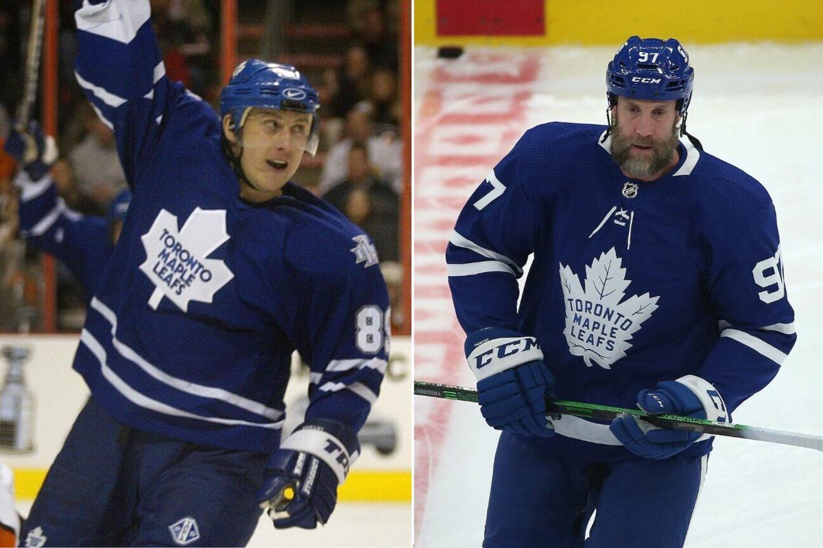 Former Leafs Mogilny, Thornton make Hockey Hall of Fame