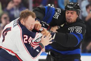 Reports: Toronto Maple Leafs place forward Ryan Reaves on waivers