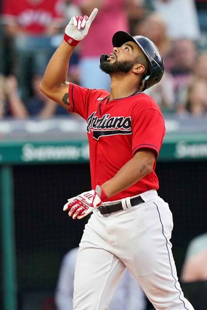 Reyes' 3-run HR in 9th, Indians end 9-game slide, beat KC