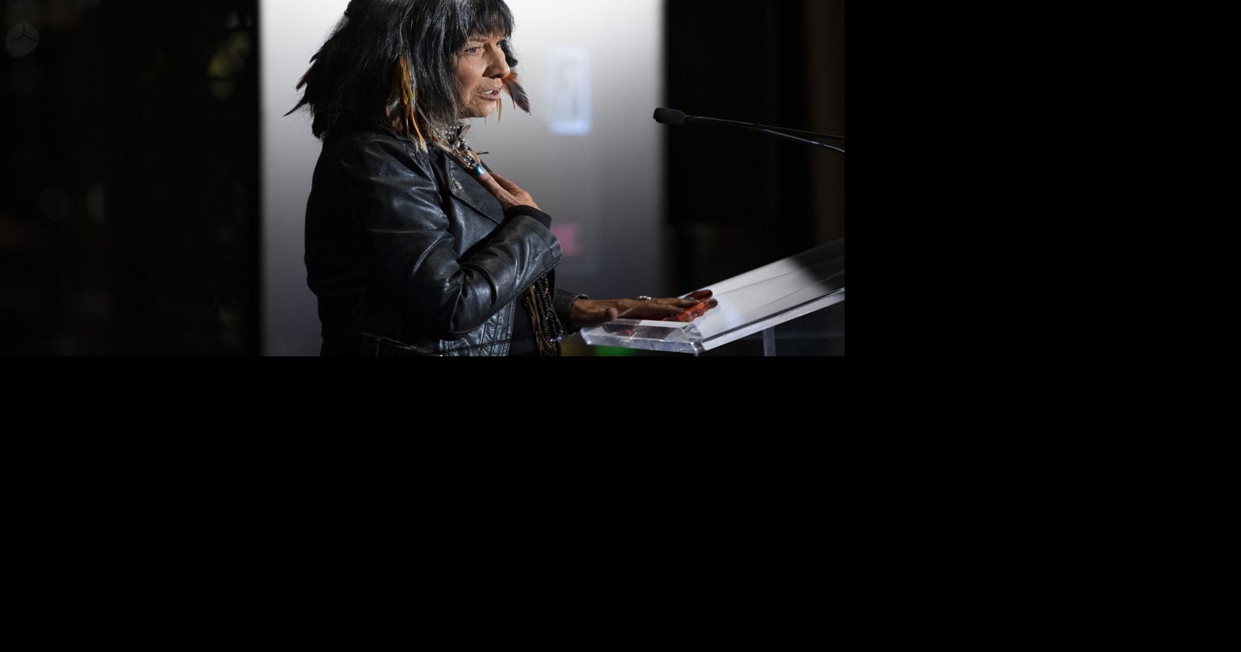 U of T cancels Buffy Sainte-Marie's honorary law degree