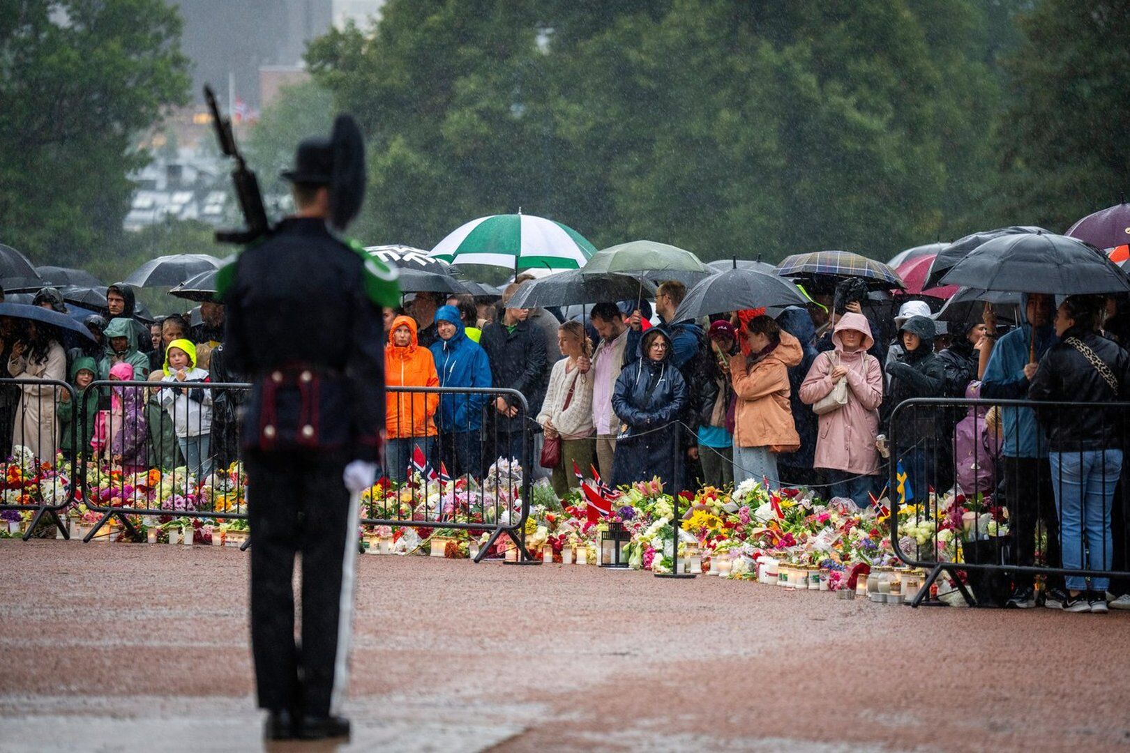 Tens of thousands mourn King Harald V in Oslo as Norway enters a new royal era; Haakon ascends throne, Queen Mette-Marit and Crown Princess Ingrid Alexandra take new roles
