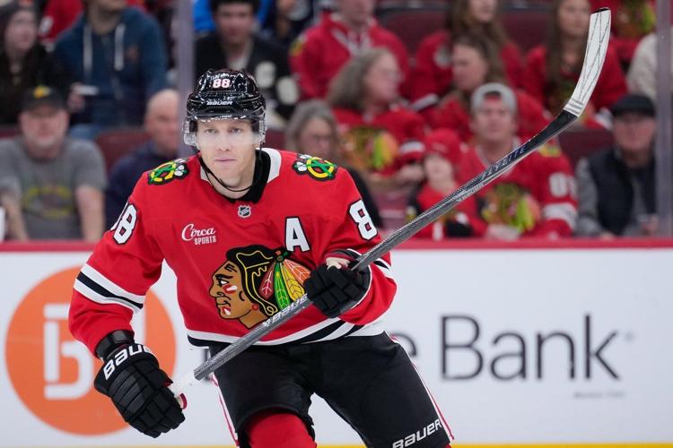 Blackhawks Patrick Kane sets NHL assist record for U.S.-born players ...