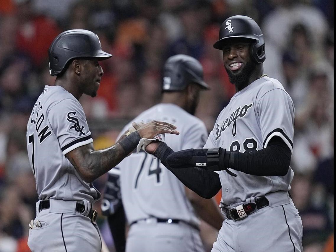 Vaughn's double lifts White Sox over Astros 3-2 - West Hawaii Today