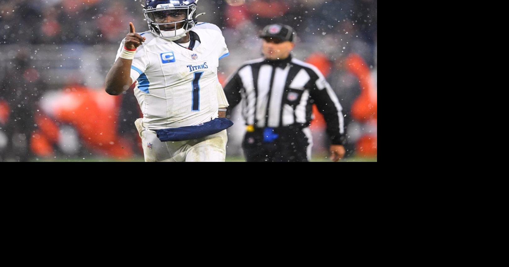 The Titans get much-needed boost in an ugly season ending their 7-game skid