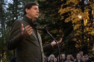 B.C.'s Eby asks Doerkson to remove campaign chief over social media slamming Islam
