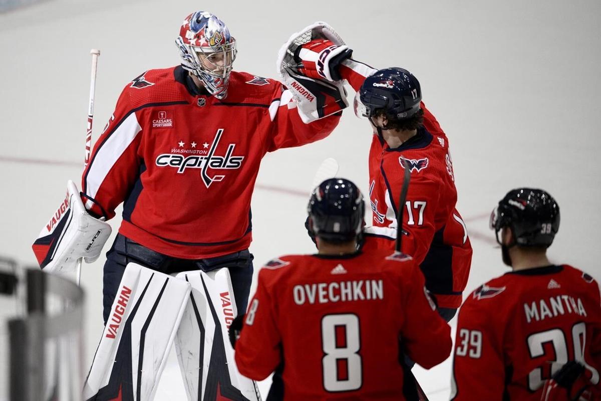Capitals' Alex Ovechkin Becomes Third Player in NHL to Score 800 Goals