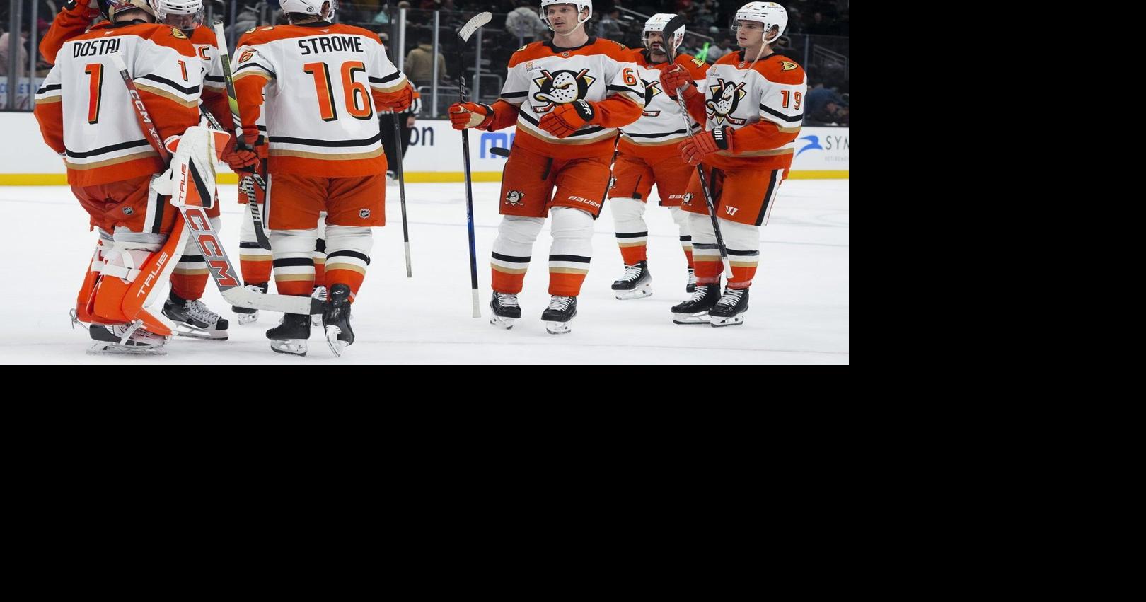 Ducks score 3 goals early in 2nd period and beat Kraken 6-4 for 3rd straight win